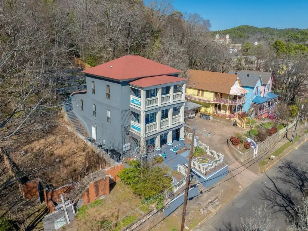 224 Court Street, Hot Springs