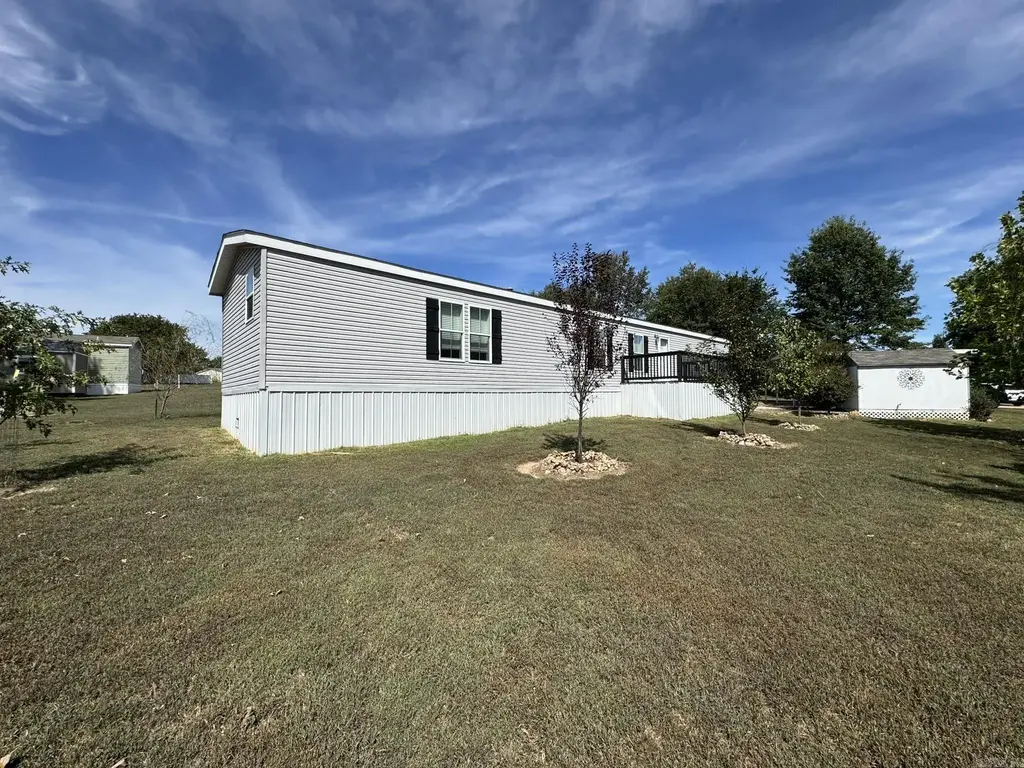 24 Clear Creek Court, Gassville