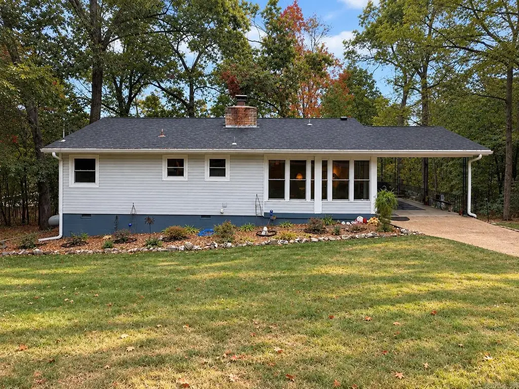 6 Nokomis Dr., Cherokee Village