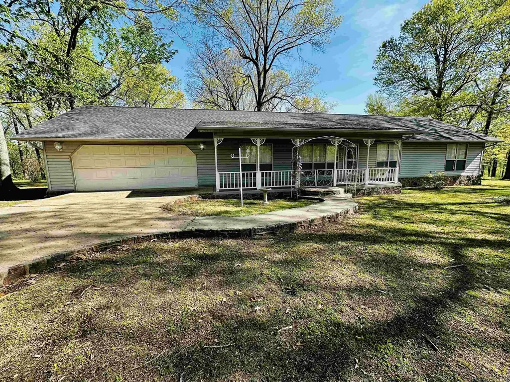 410 Davis Creek, Marshall