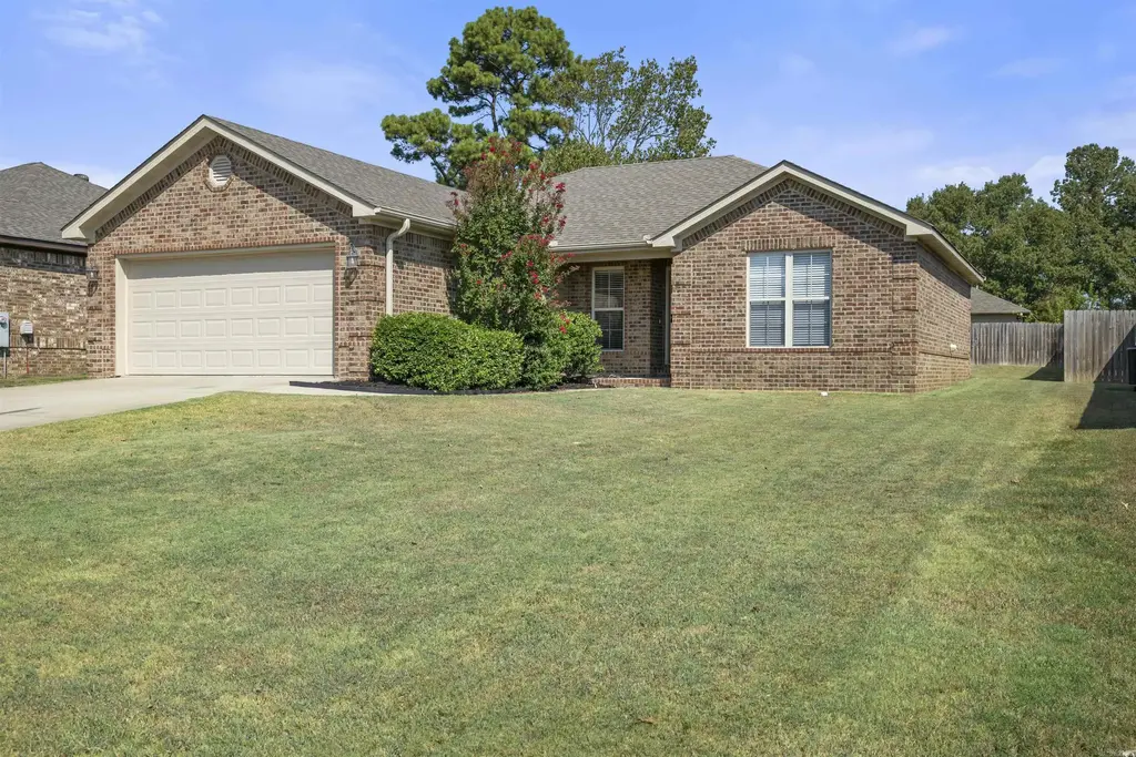 382 Wildwood Point, Jonesboro