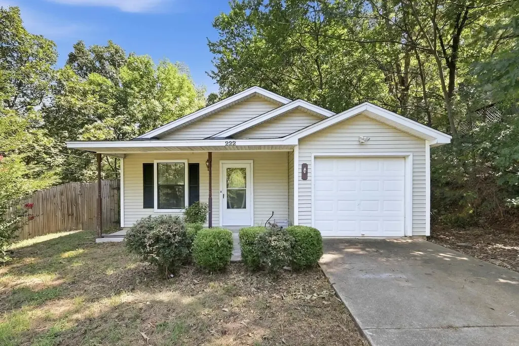 222 Valley View Drive, North Little Rock