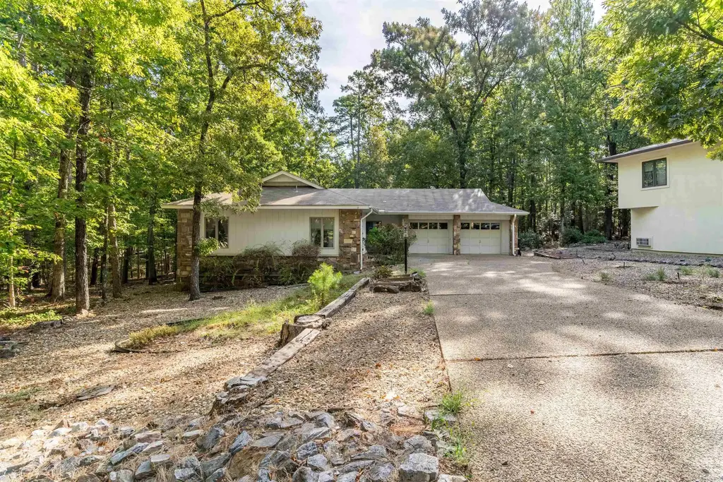 7 Camarzana Lane, Hot Springs Village