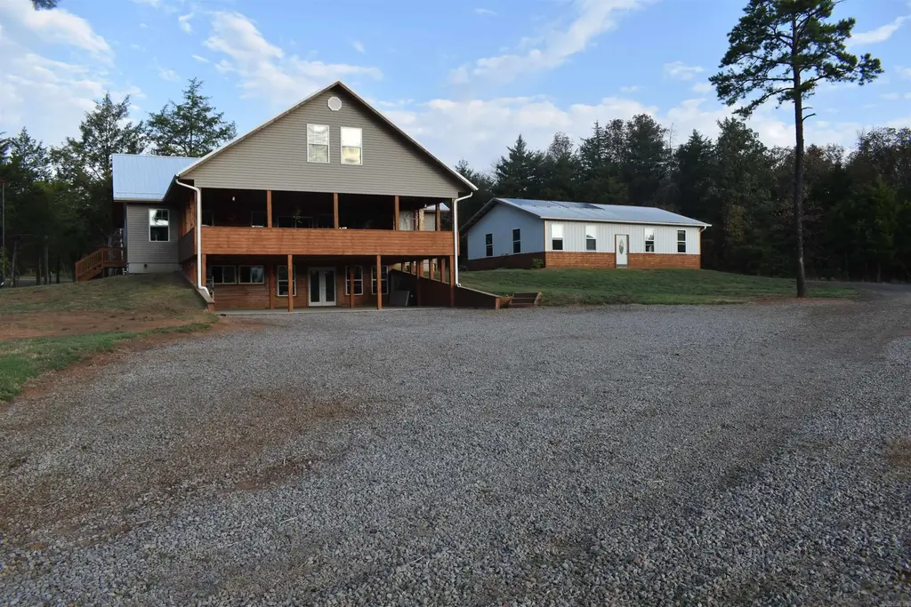 1571 Coleman Rd, Magazine