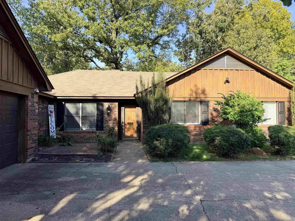 506 Walnut St, Crossett