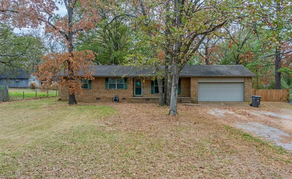 102 Boyd Road, Southside
