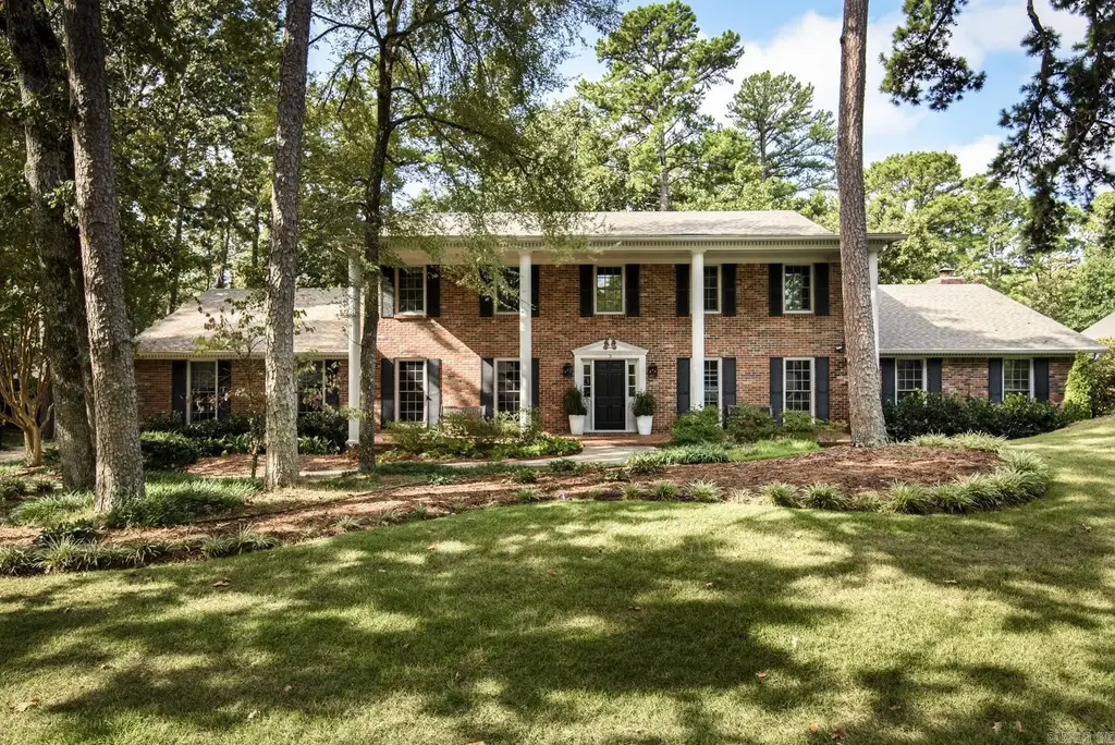 3 Oakmont Court, Little Rock