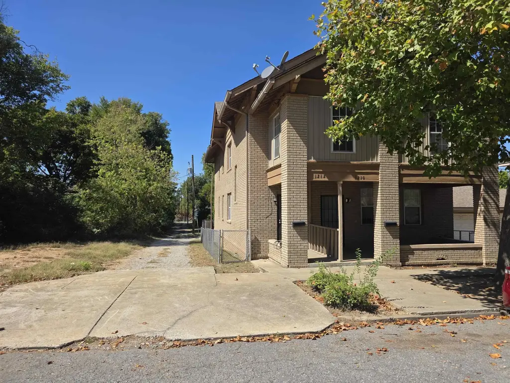 1212 Dennison Street, Little Rock