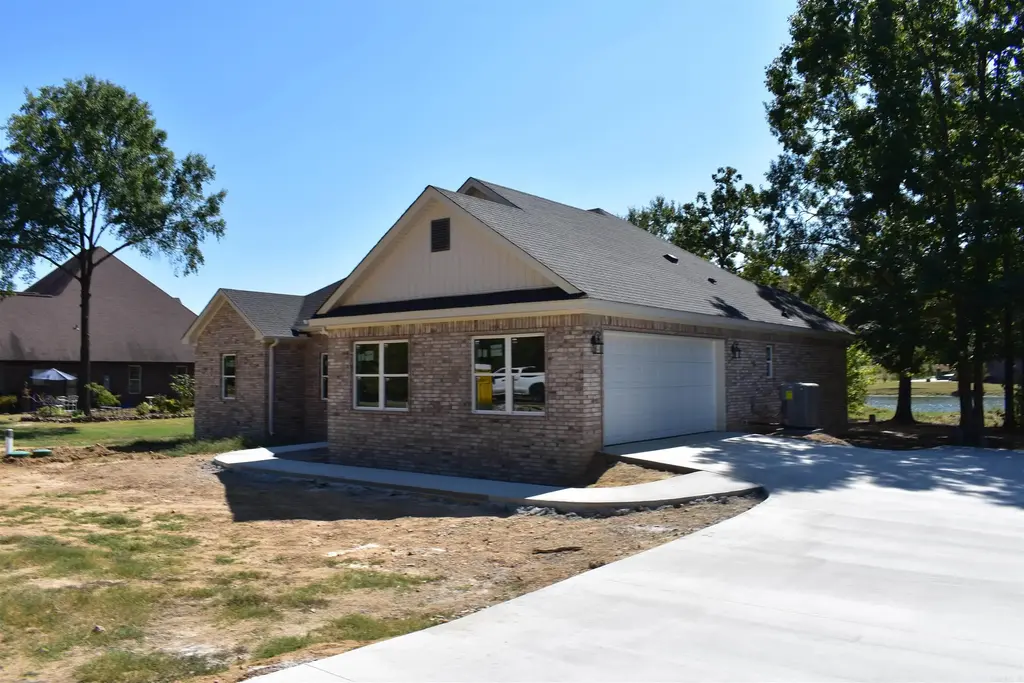 112 Rocky Branch Cove, Searcy