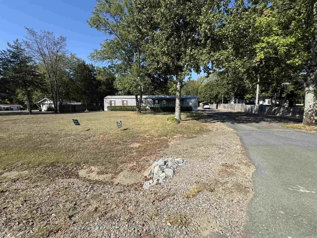 2082 Willie Ray, Cabot