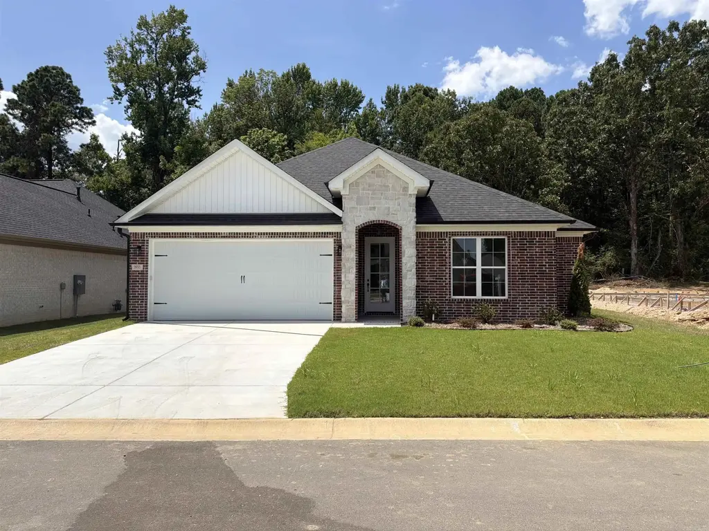 3933 Spencer Crossing, Benton