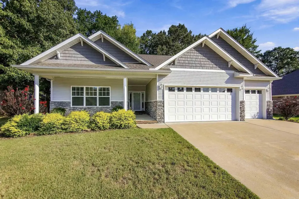124 Hayden Dr, Beebe
