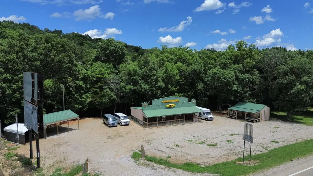 420 Highway 63, Hardy