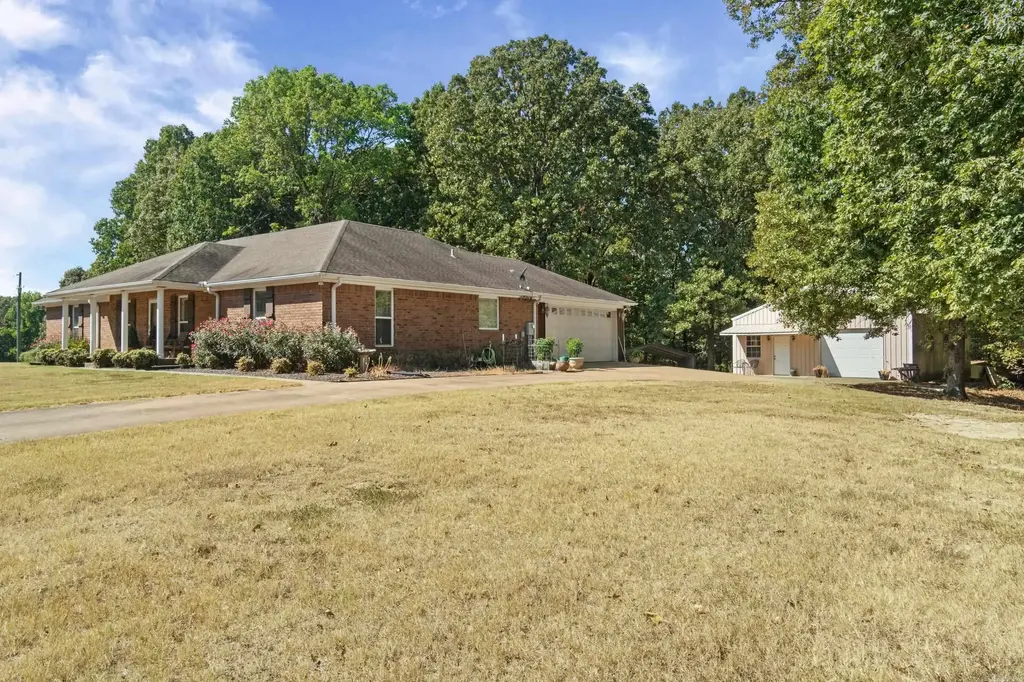 137 County Road 789, Wynne