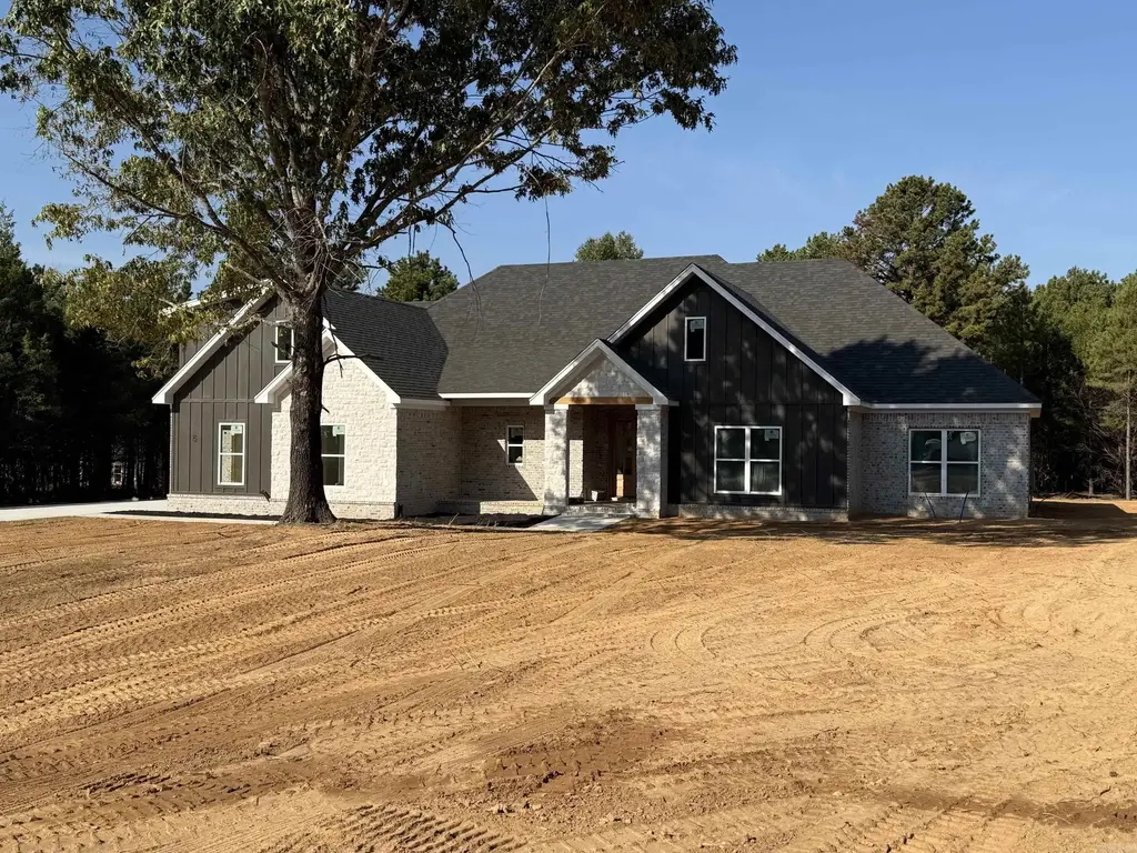 5 Silver Fox Cove, Greenbrier