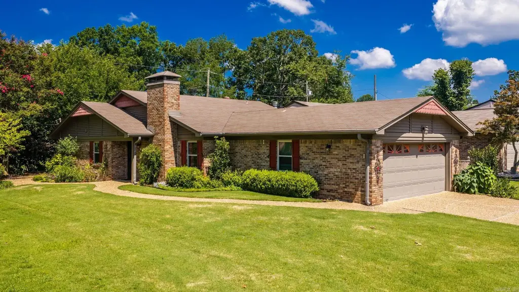 1400 Pickering Drive, Little Rock