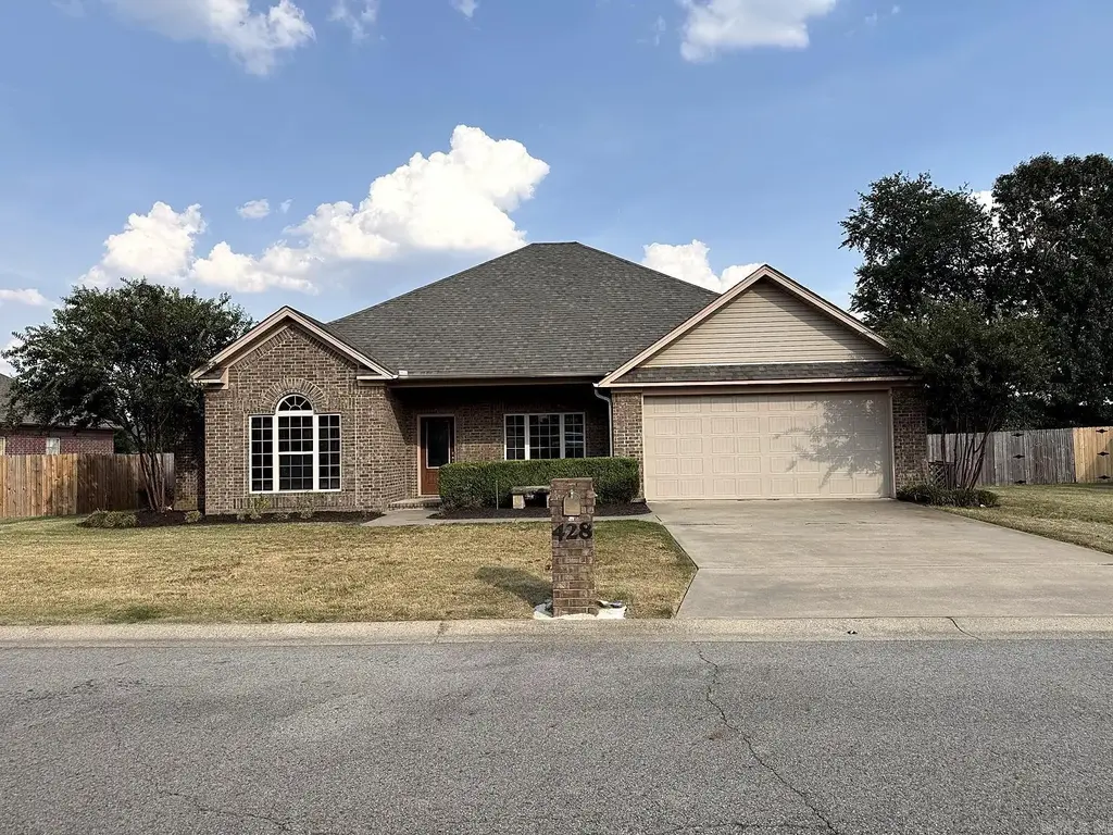 428 Jennifer Lane, Searcy
