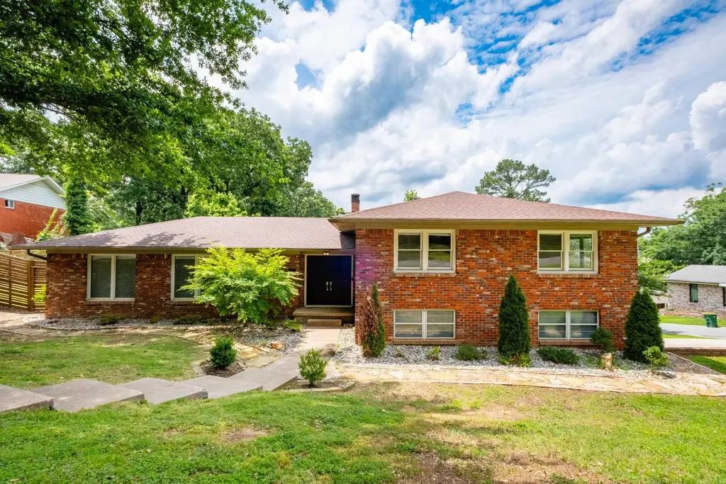 316 N Plaza Drive, Little Rock