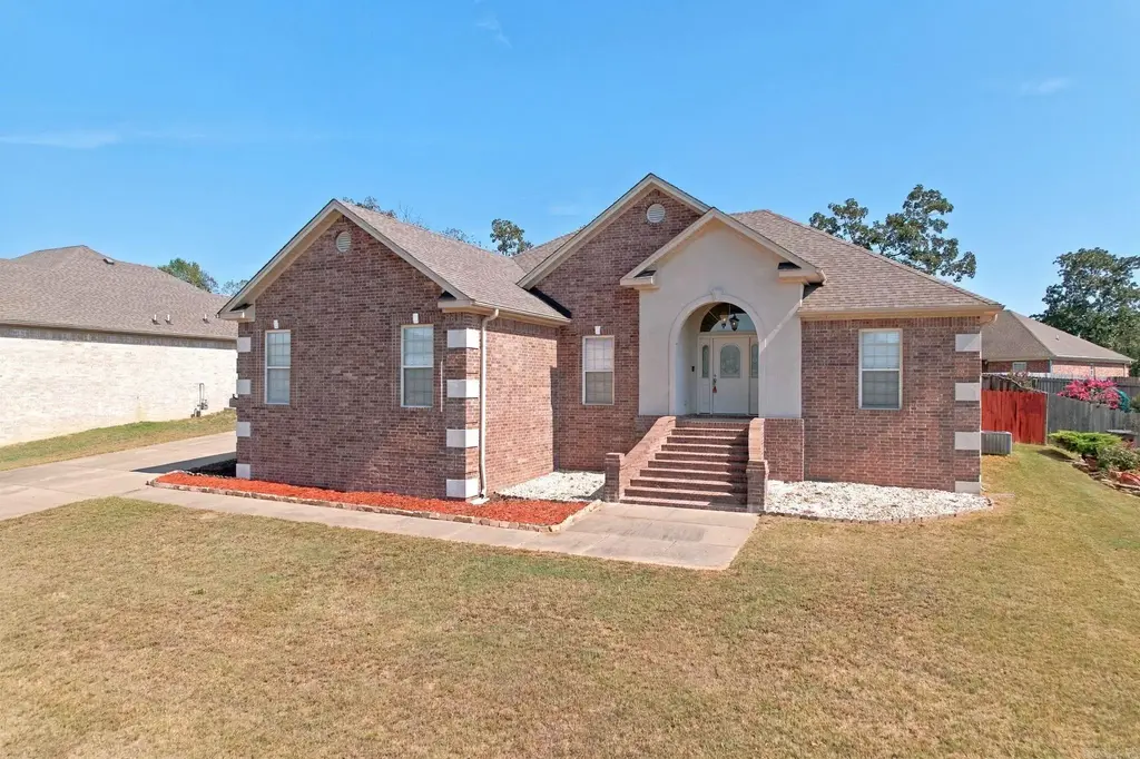 1605 Lost Creek Drive, Jacksonville