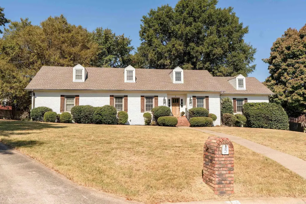 5 White Oak Court, Searcy