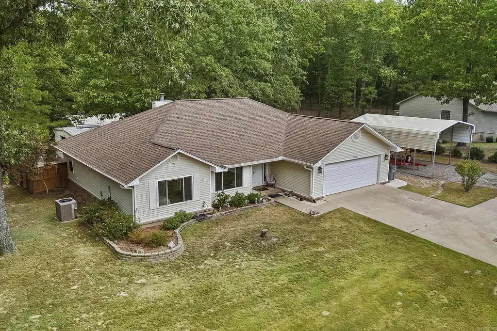 21400 Eddie Road, Hensley