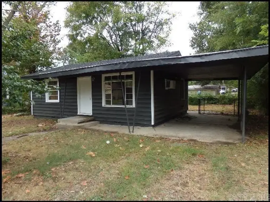 84 Lancaster Road, Little Rock