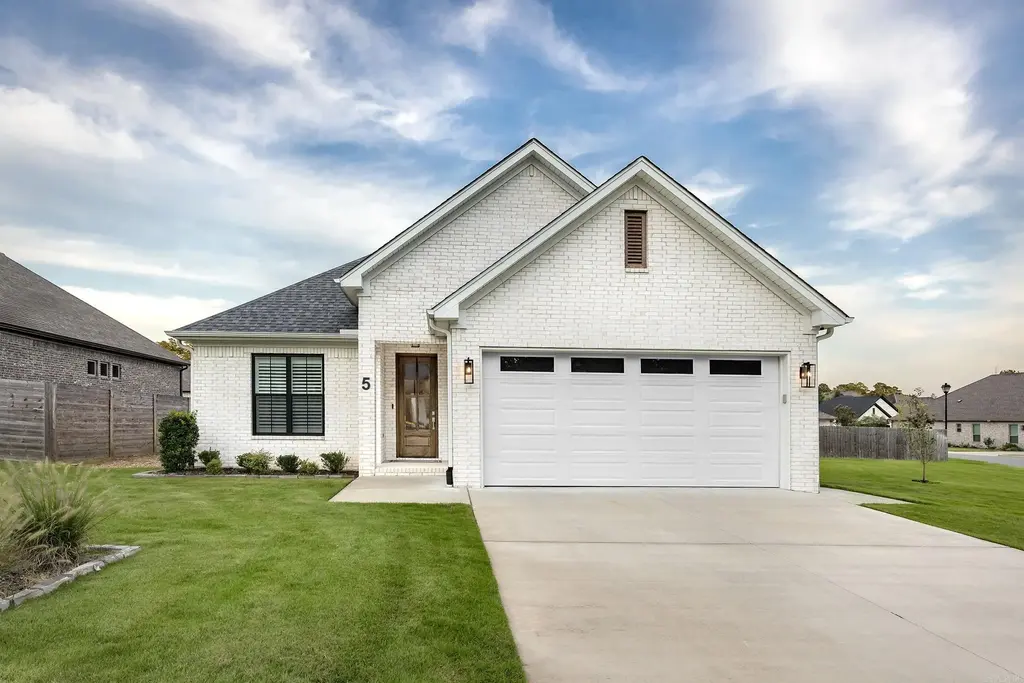 5 Woodlands Park Lane, Little Rock