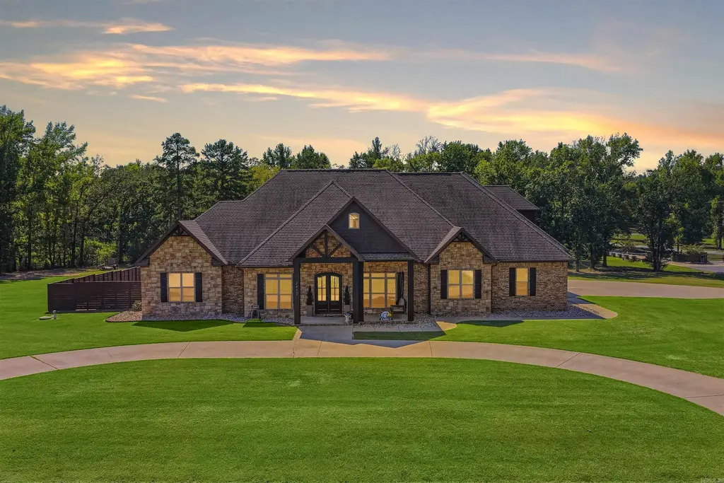 1475 Northwoods Estates Drive, Conway