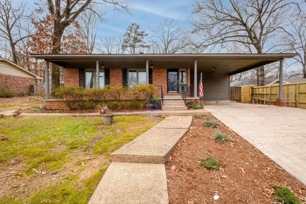 4 Nob View Circle, Little Rock