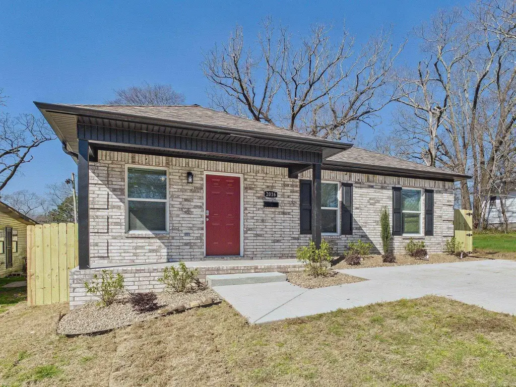 2016 S Valentine Street, Little Rock
