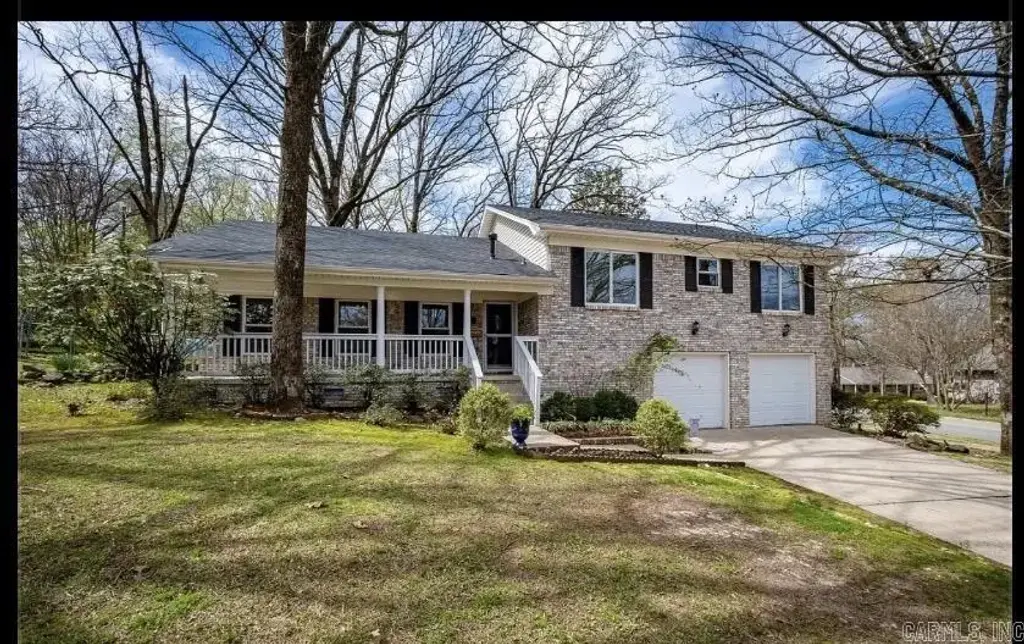 2 Highwood Drive, Little Rock