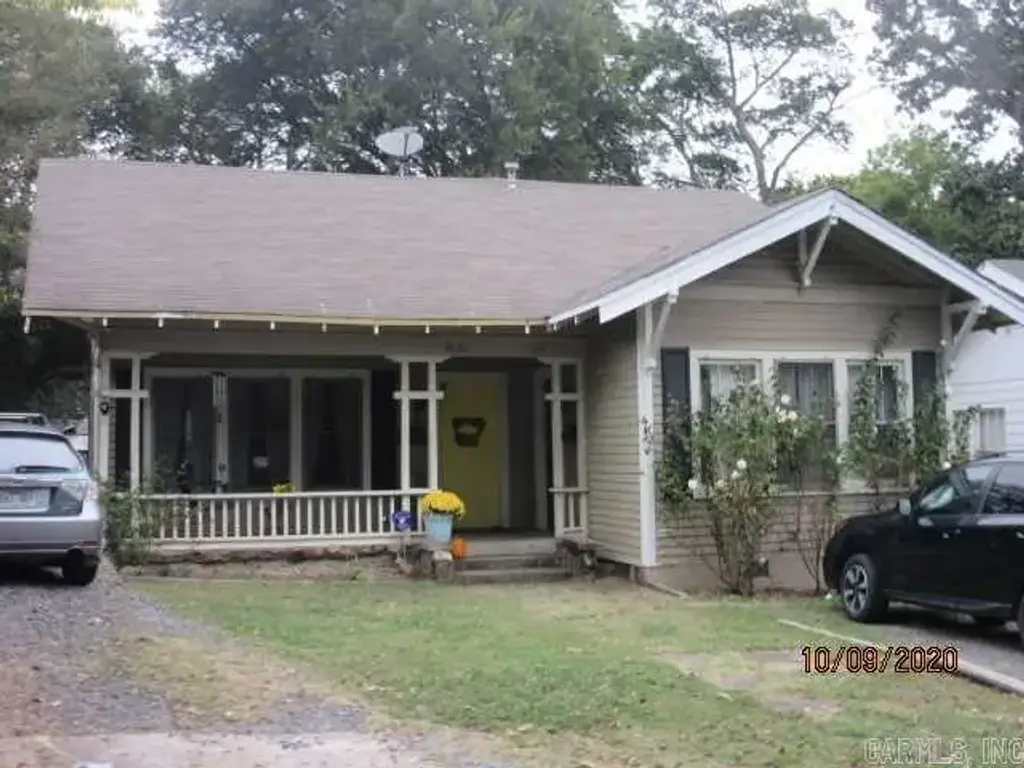 2920 W Capitol, Little Rock
