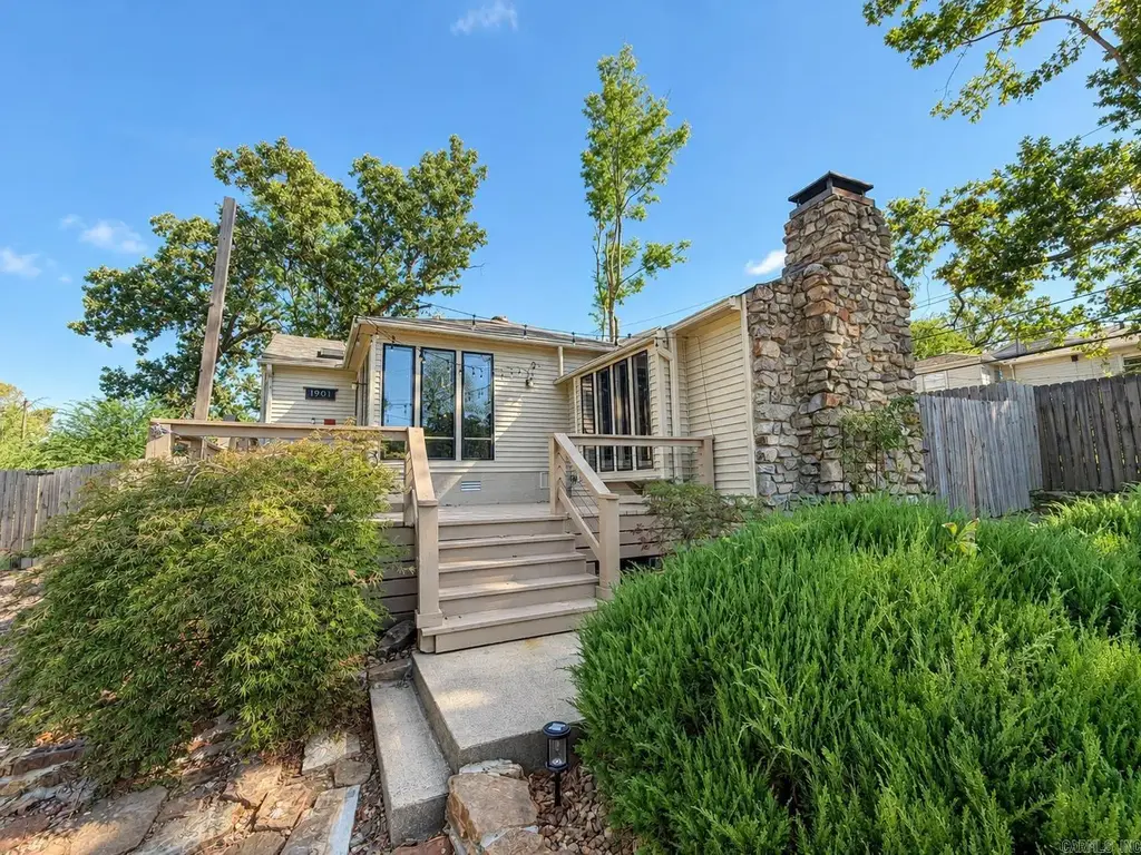 1901 Pine Valley Road, Little Rock
