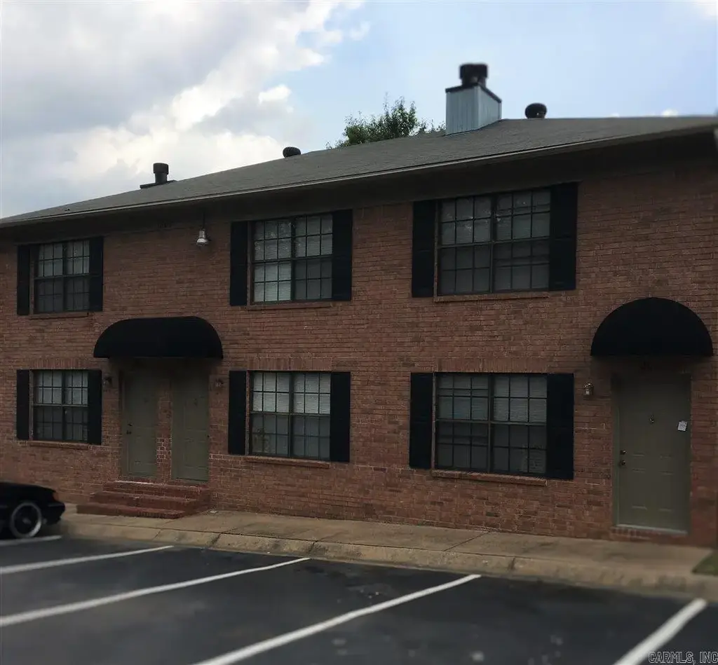 1811 Reservoir Road, Little Rock
