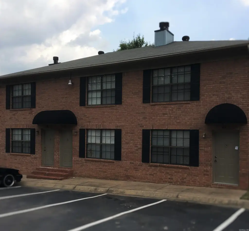 1819 Reservoir Road, Little Rock