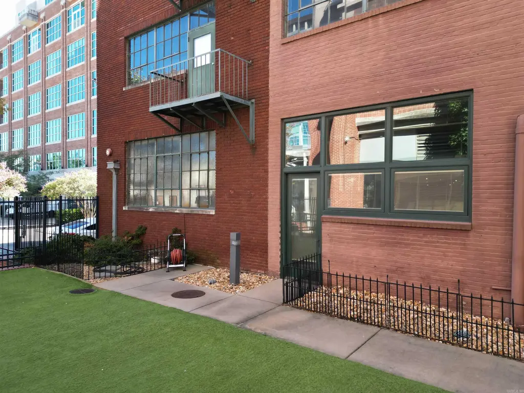 423 E 3rd St #courtyard 5, Little Rock