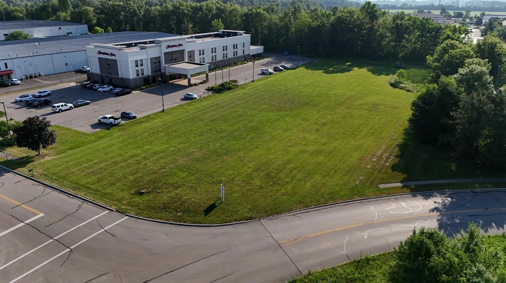 Square Drive, Marysville