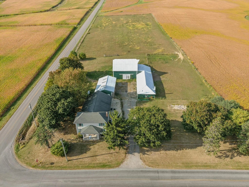 10590 County Road 41, West Liberty