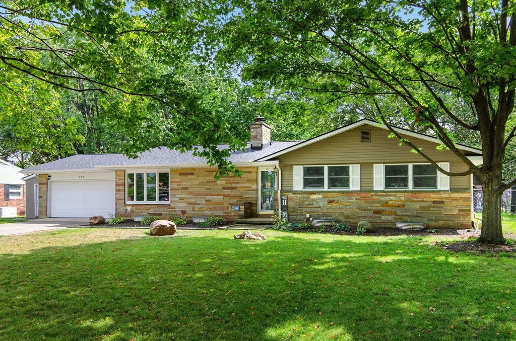 366 Hickory Drive, Marysville