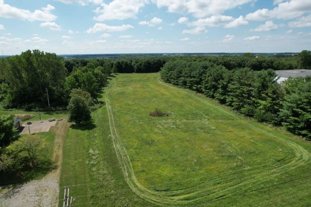 Co Rd 189, West Liberty