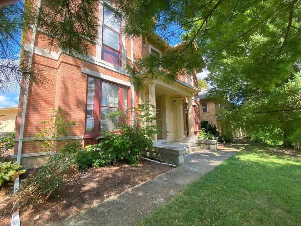 414 N Detroit Street, West Liberty