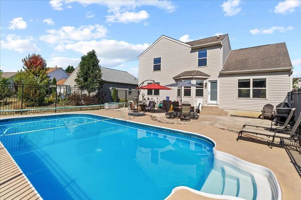 1530 Carmel Drive, Marysville