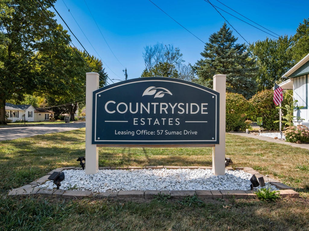 569 E 10th St 1a, Marysville