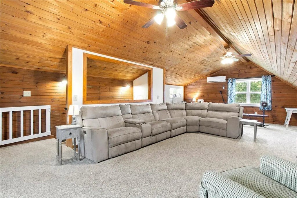 16074 Buckeye Drive, Belle Center