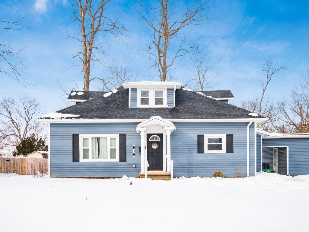 818 W 8th Street, Marysville