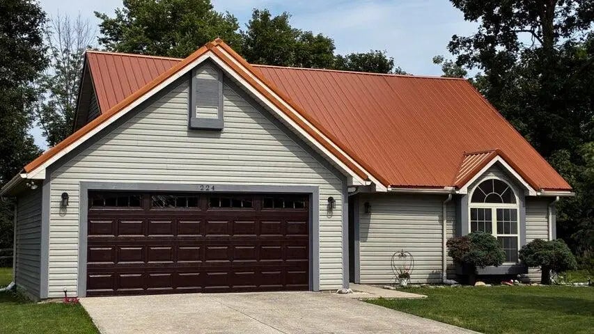 224 Oakcrest Court, Russells Point