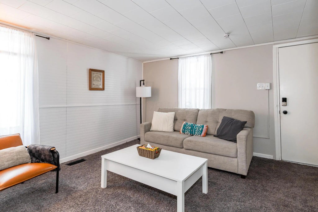 132 Washington Avenue, Urbana