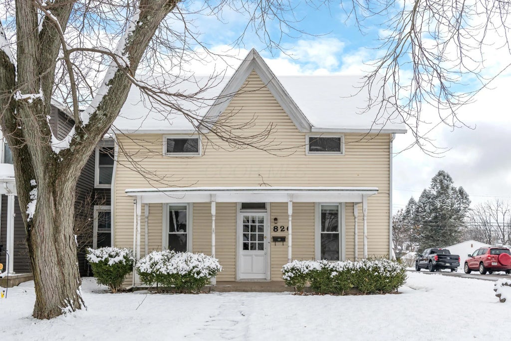 826 N Main Street, Urbana