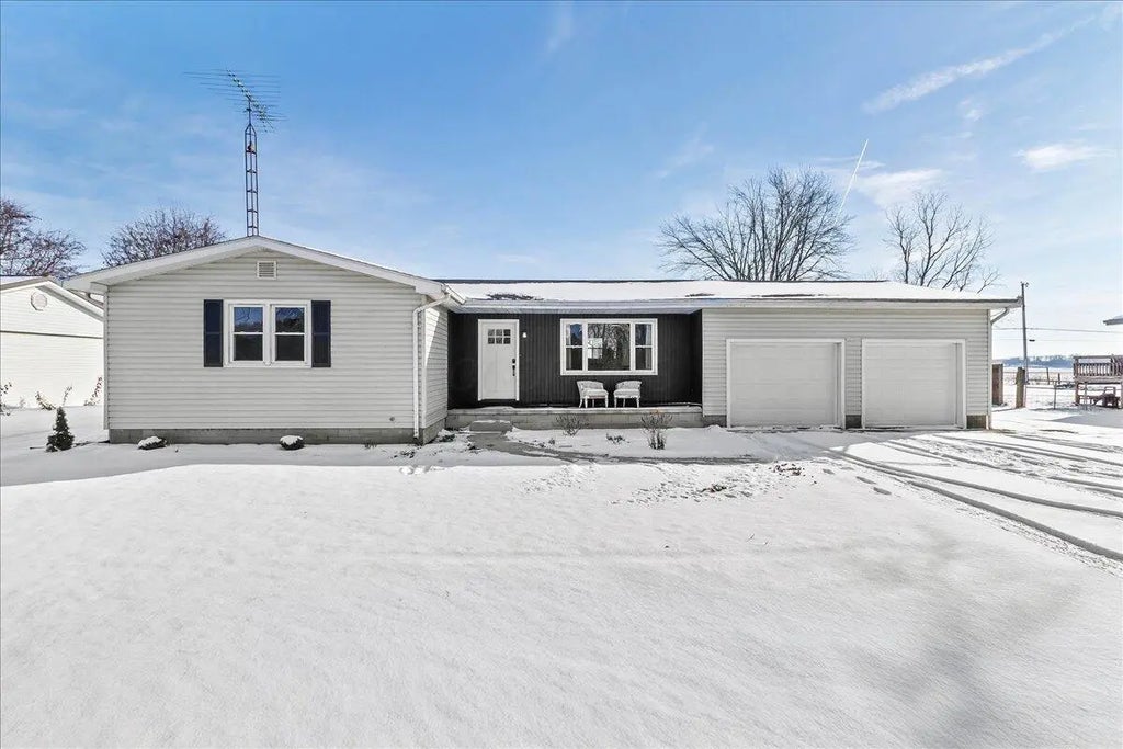 8241 N Us Highway 68 N, West Liberty