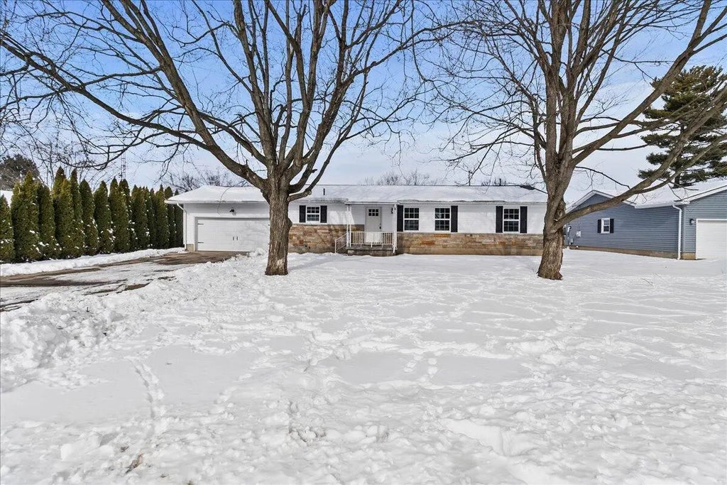 780 Wooddale Drive, Urbana